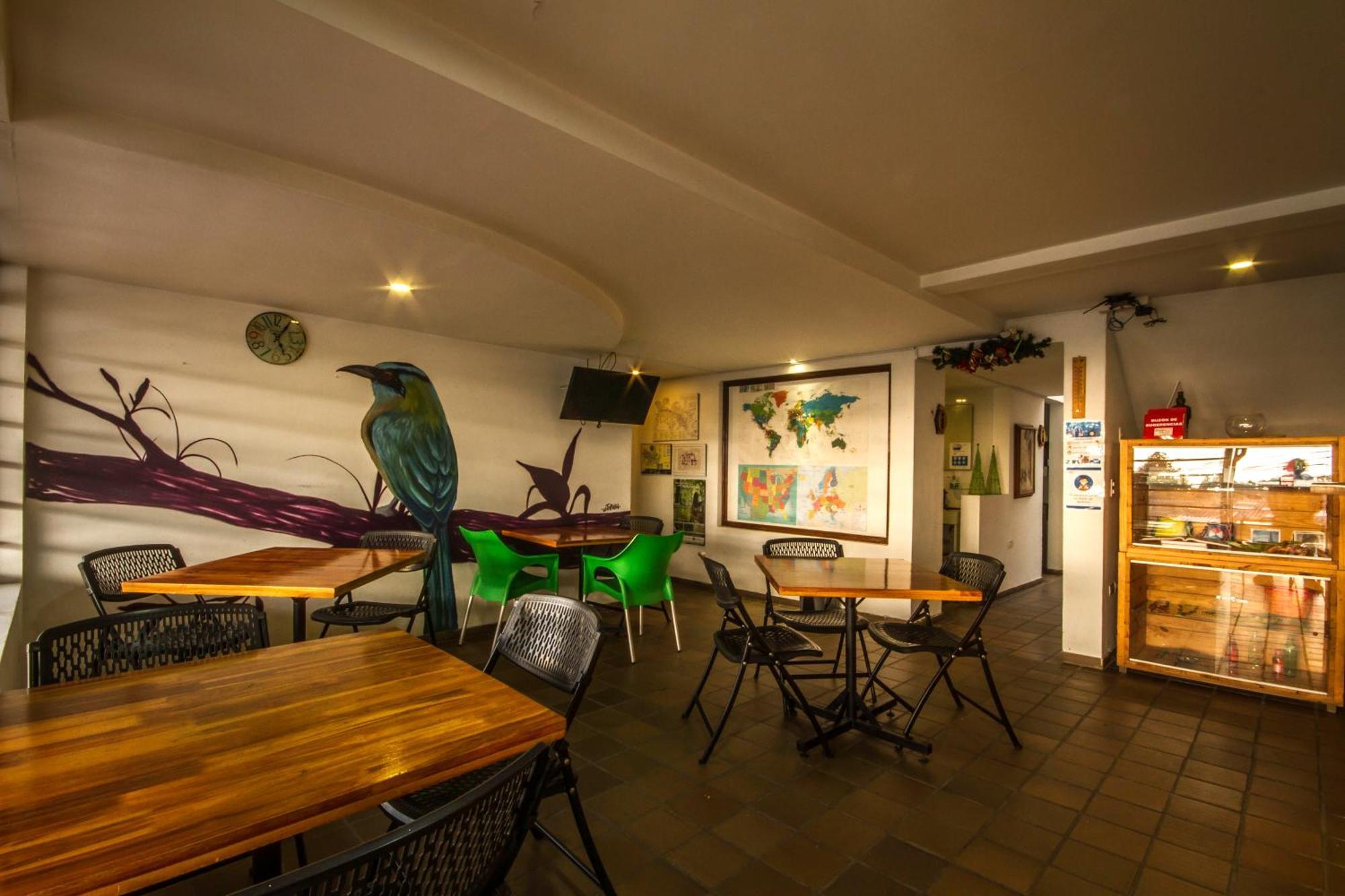 Hostal De La 57 Manizales Exterior photo